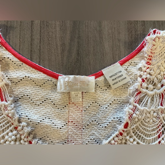 Miss Me Crocheted Tank - Sheer Front & Back - Size Medium - Picture 11 of 13